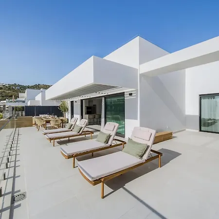 Hotel Duplex Penthouse Rooftop Jacuzzi Terrace Views Marbella
