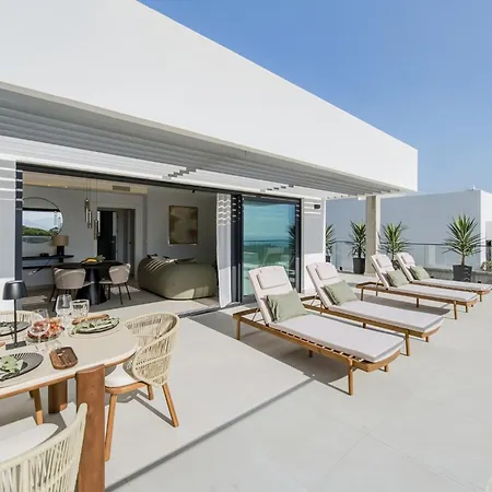 Duplex Penthouse Rooftop Jacuzzi Terrace Views Hotel *