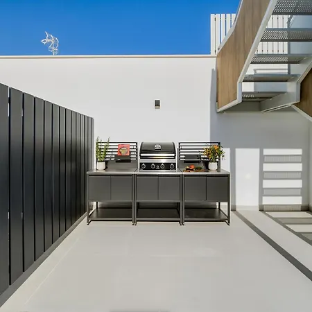 Duplex Penthouse Rooftop Jacuzzi Terrace Views * Marbella