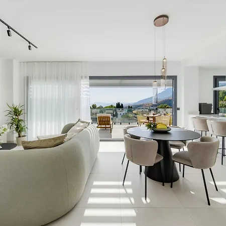 Hotel Duplex Penthouse Rooftop Jacuzzi Terrace Views