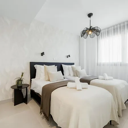 Duplex Penthouse Rooftop Jacuzzi Terrace Views