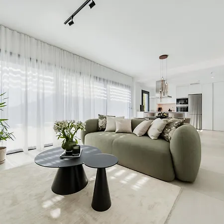 Duplex Penthouse Rooftop Jacuzzi Terrace Views