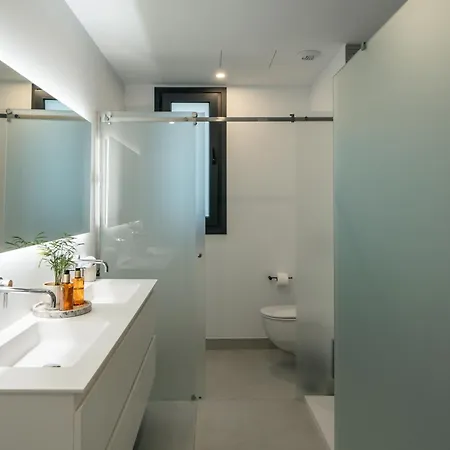 Duplex Penthouse Rooftop Jacuzzi Terrace Views Hotel