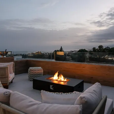 Duplex Penthouse Rooftop Jacuzzi Terrace Views *